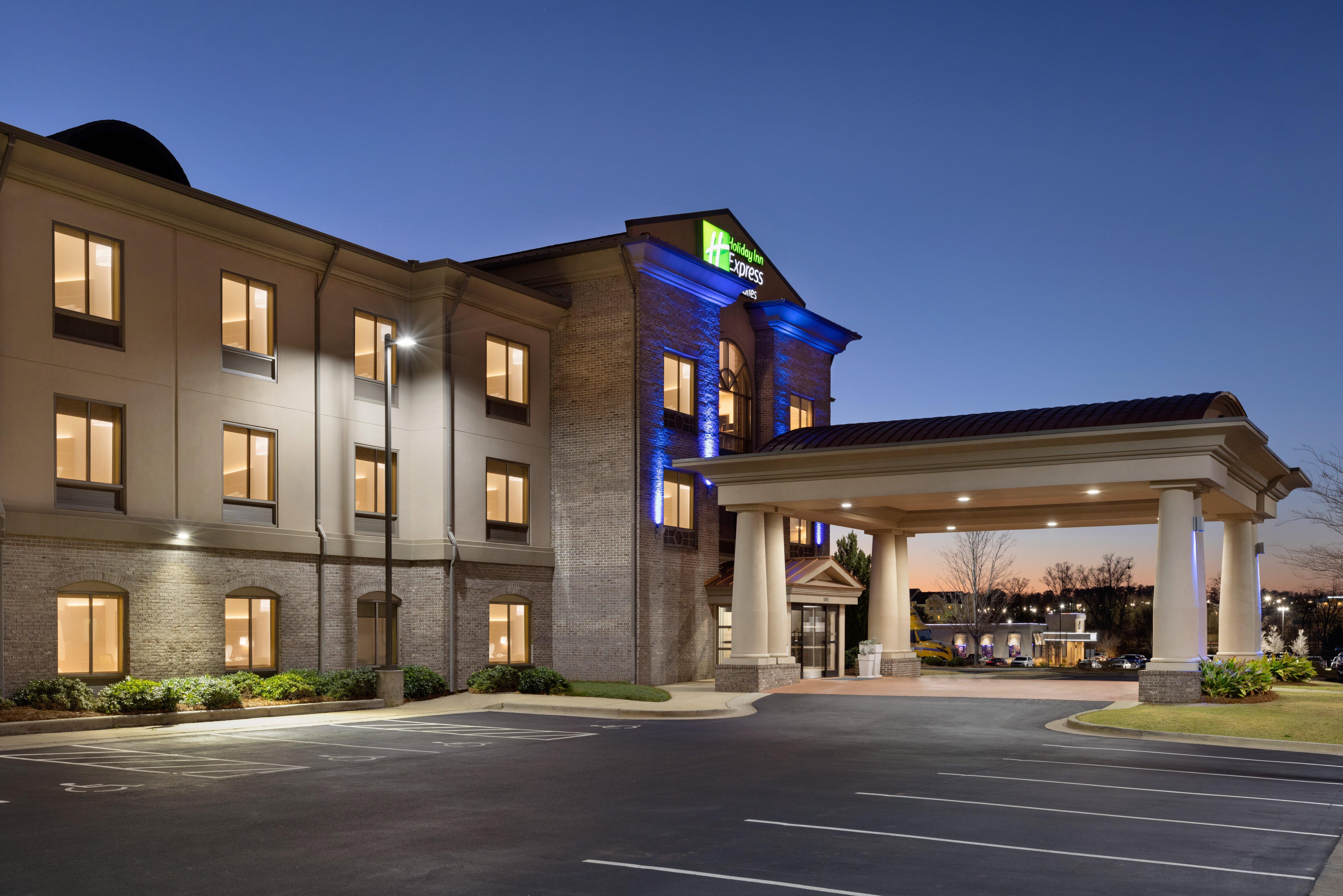 Holiday Inn Express Hotel & Suites Opelika Auburn By Ihg Exterior foto