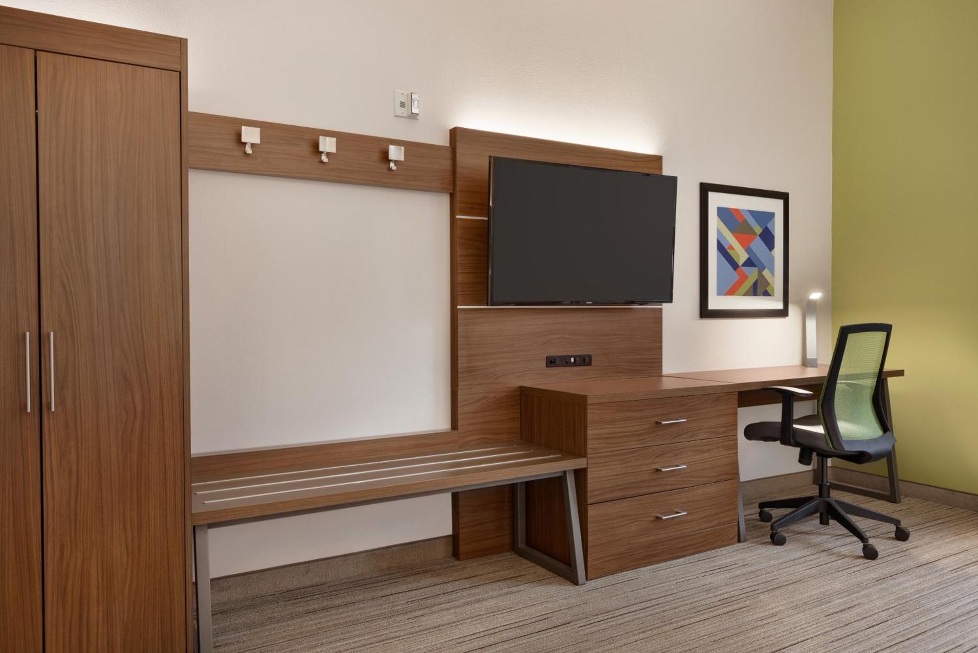 Holiday Inn Express Hotel & Suites Opelika Auburn By Ihg Exterior foto
