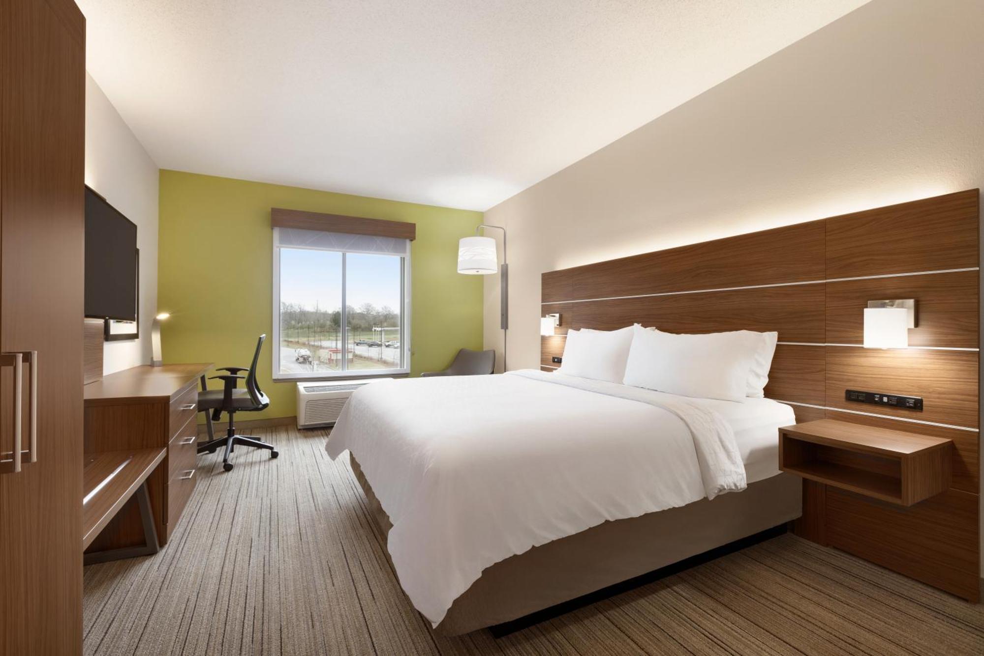 Holiday Inn Express Hotel & Suites Opelika Auburn By Ihg Exterior foto