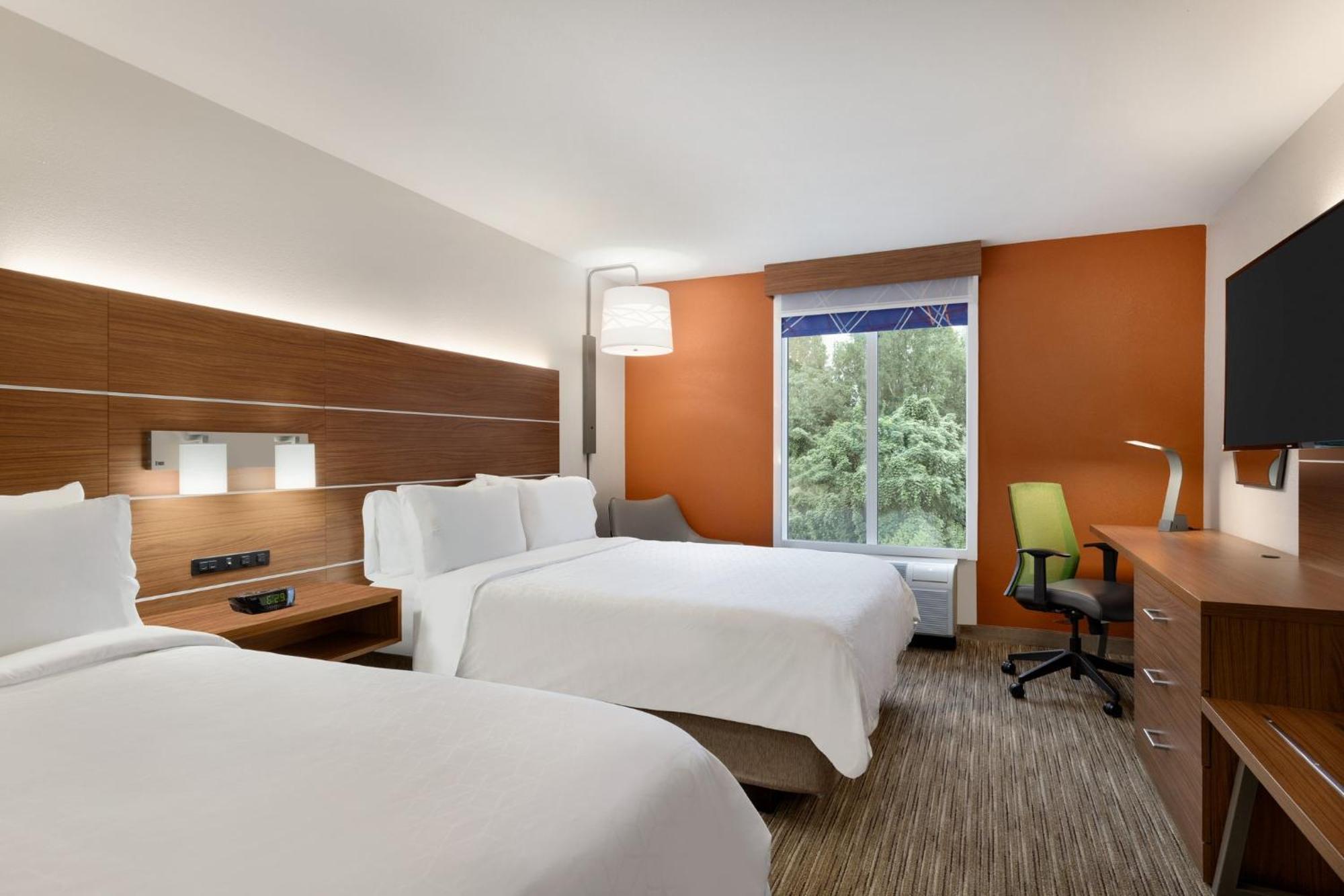 Holiday Inn Express Hotel & Suites Opelika Auburn By Ihg Exterior foto