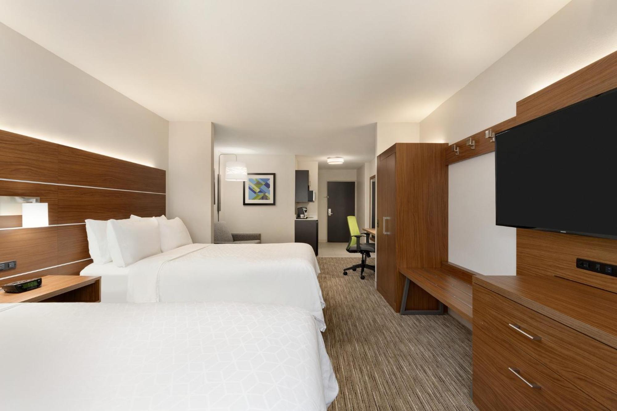 Holiday Inn Express Hotel & Suites Opelika Auburn By Ihg Exterior foto
