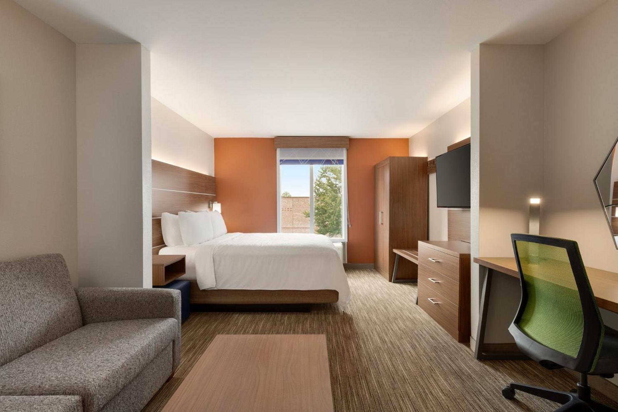 Holiday Inn Express Hotel & Suites Opelika Auburn By Ihg Exterior foto