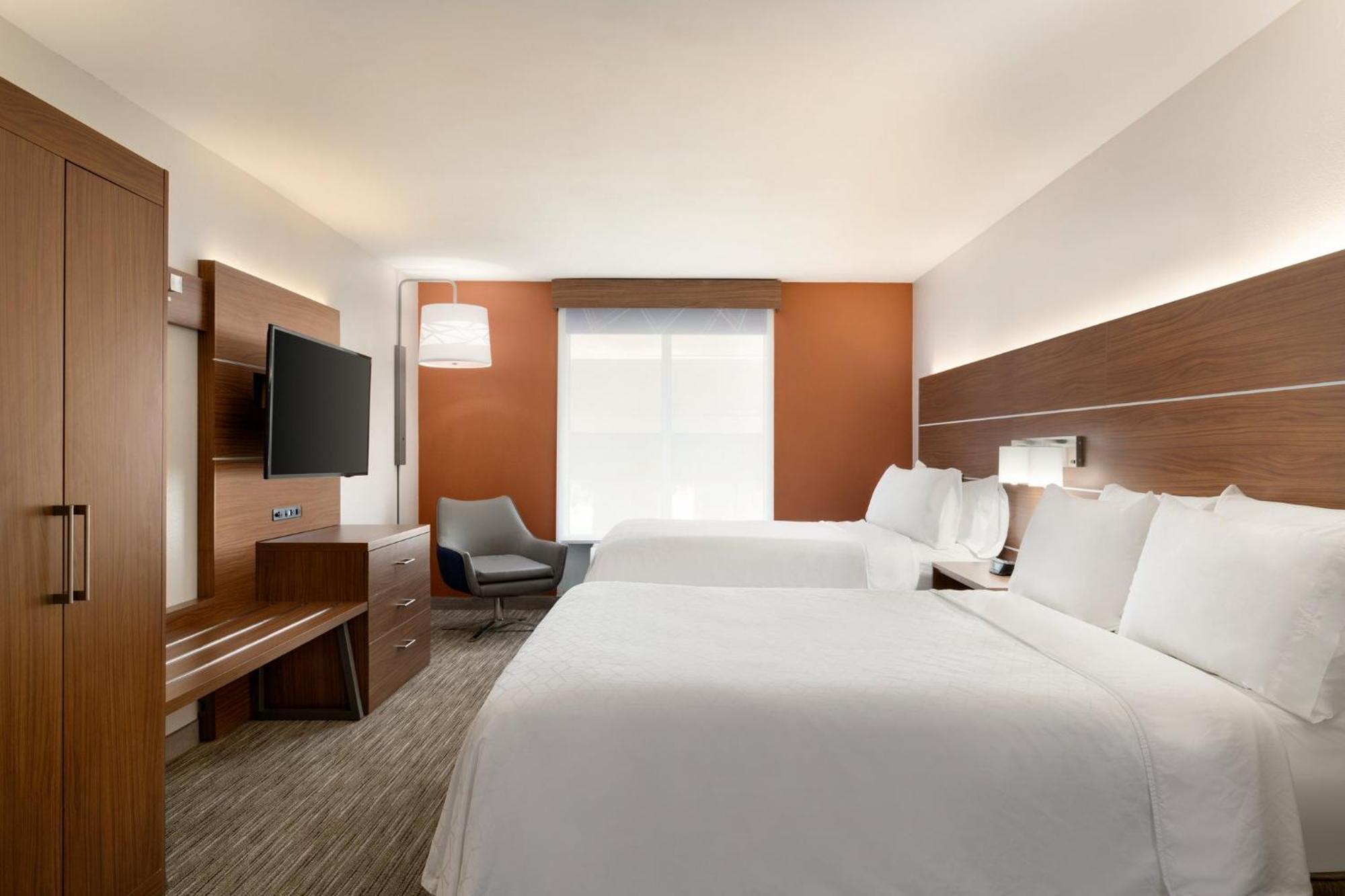 Holiday Inn Express Hotel & Suites Opelika Auburn By Ihg Exterior foto